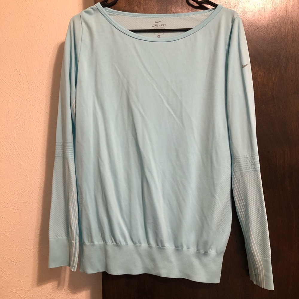 Nike DriFit pullover